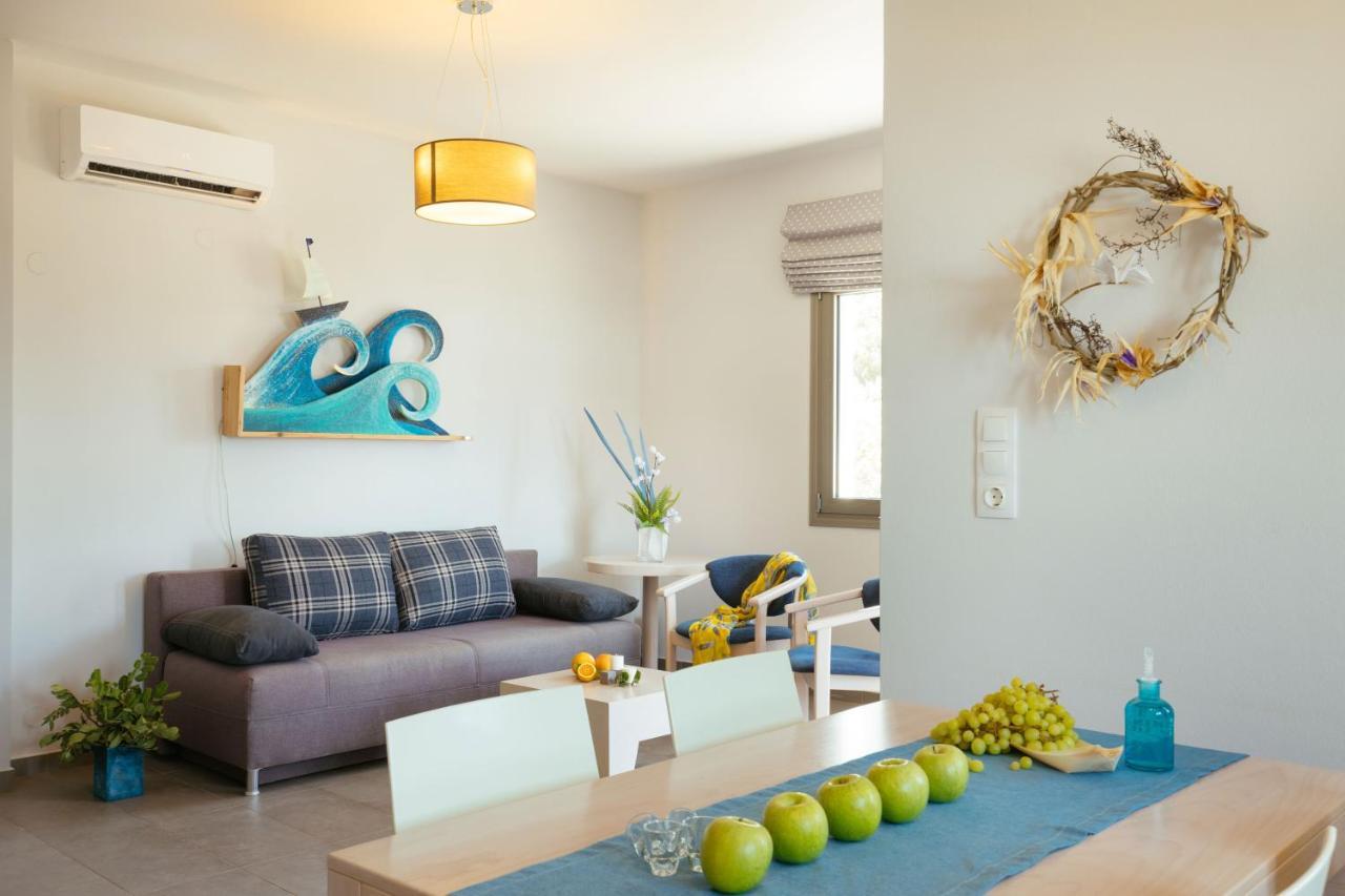 Sea View Luxury Apartments Плакиас Экстерьер фото