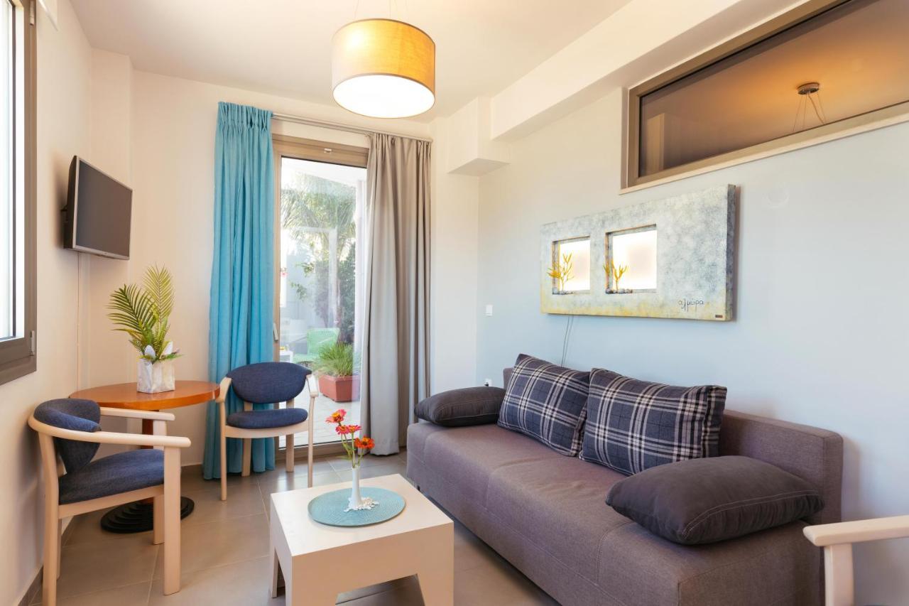 Sea View Luxury Apartments Плакиас Экстерьер фото
